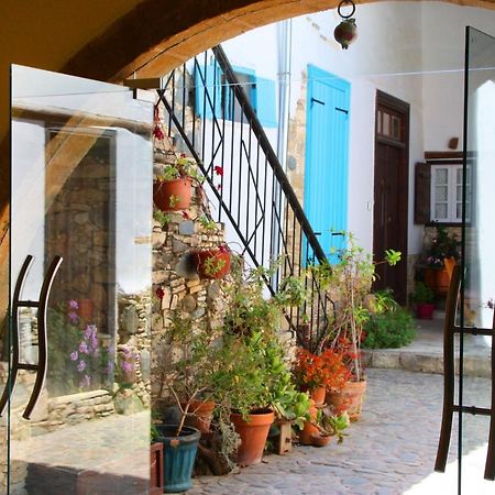 Aperanti Agrotourism Bed & Breakfast Pera Orinis Eksteriør bilde