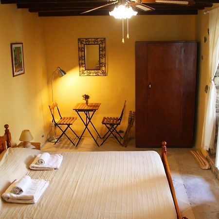 Aperanti Agrotourism Bed & Breakfast Pera Orinis Rom bilde